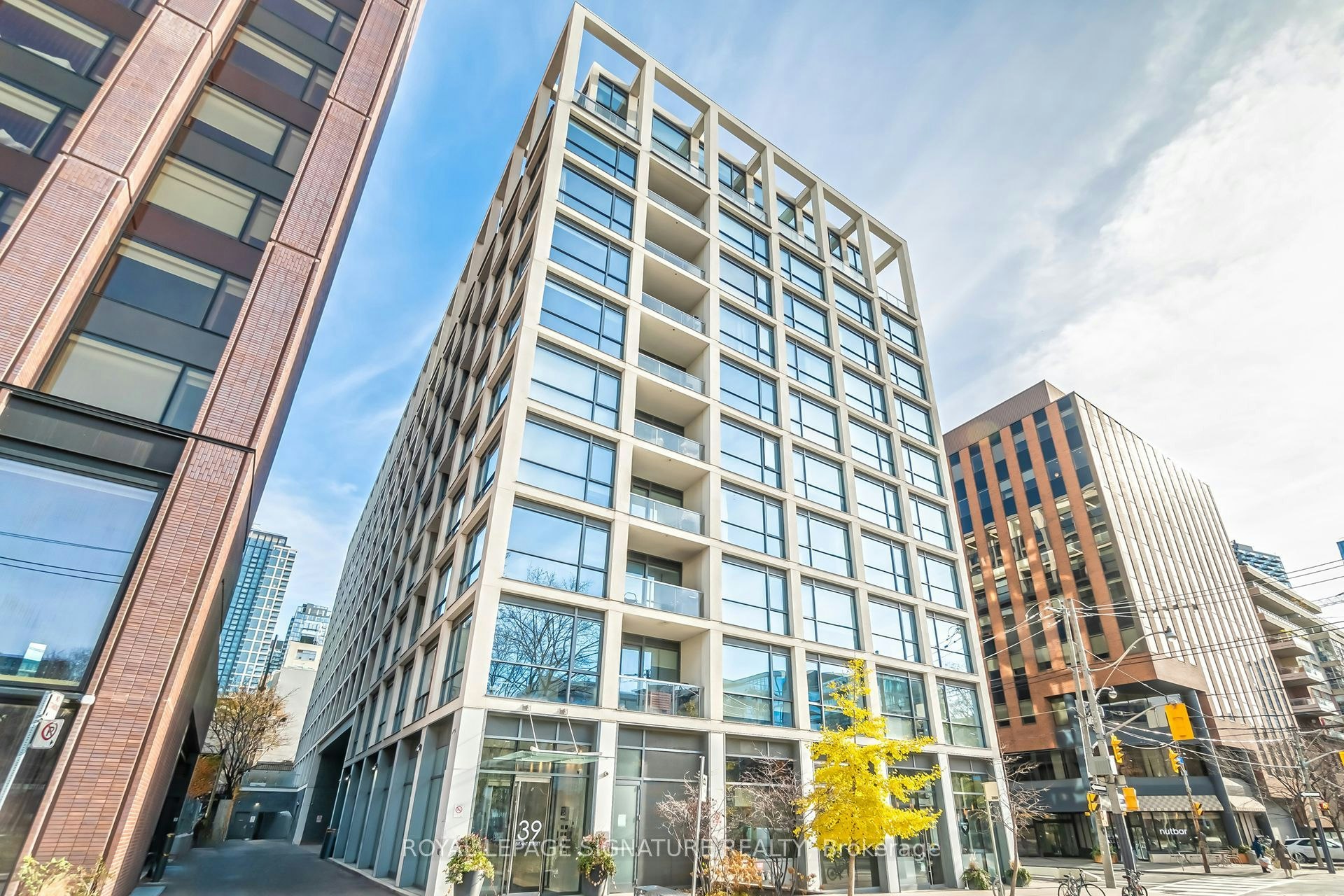 603-39 Brant Street, Toronto, ON, M5V 0M8