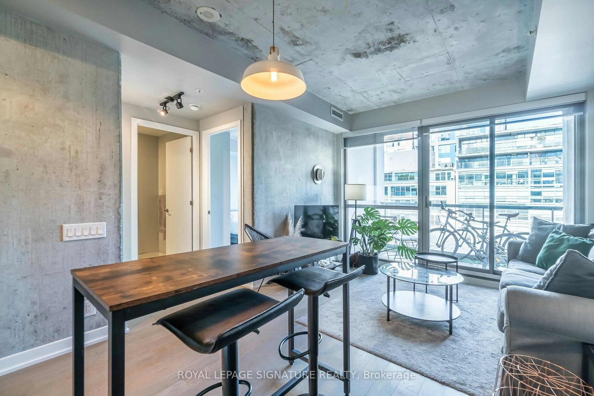 603-39 Brant Street, Toronto, ON, M5V 0M8 - 11
