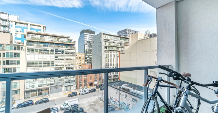 603-39 Brant Street, Toronto, ON, M5V 0M8 - 25
