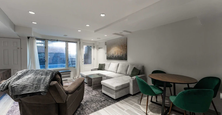 Lower-63 Bellevue Avenue, Toronto, ON, M5T 2N6 - 10