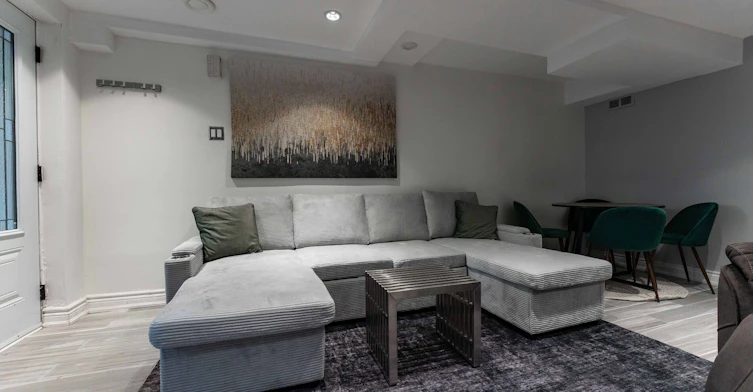Lower-63 Bellevue Avenue, Toronto, ON, M5T 2N6 - 8