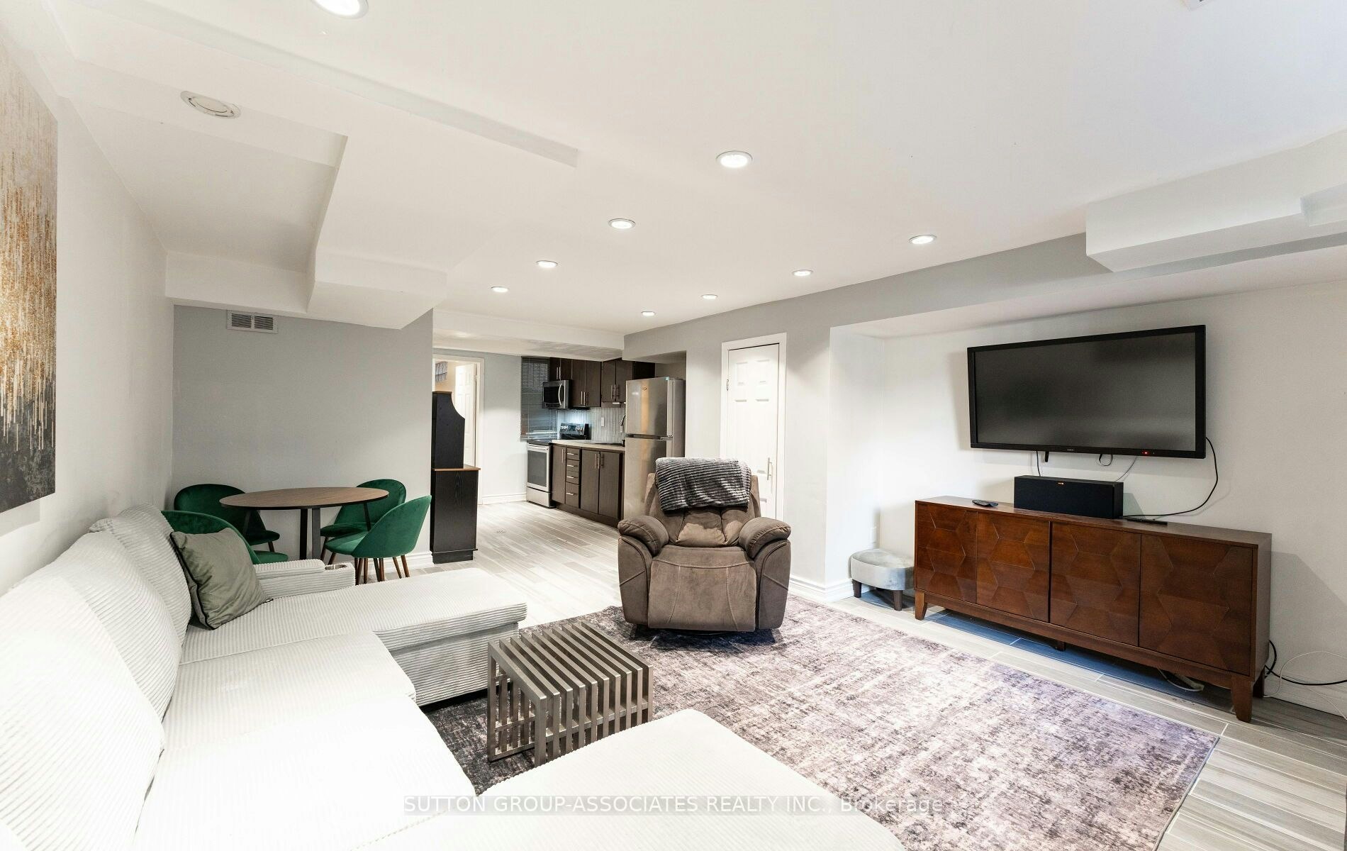 Lower-63 Bellevue Avenue, Toronto, ON, M5T 2N6 - 5