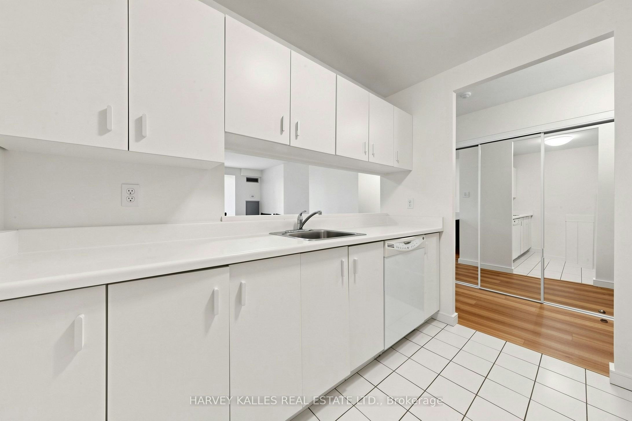 408-1055 Bay Street, Toronto, ON, M5S 3A3 - 19