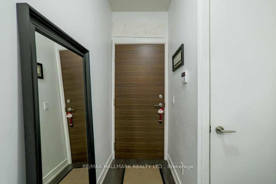 214-35 Brian Peck Crescent, Toronto, ON, M4G 0A5 - 4