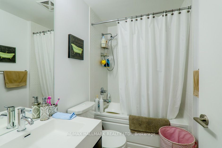 214-35 Brian Peck Crescent, Toronto, ON, M4G 0A5 - 10