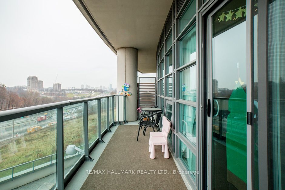 214-35 Brian Peck Crescent, Toronto, ON, M4G 0A5 - 12