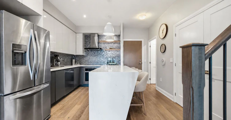 TH106-160 Vanderhoof Avenue, Toronto, ON, M4G 0B7 - 6