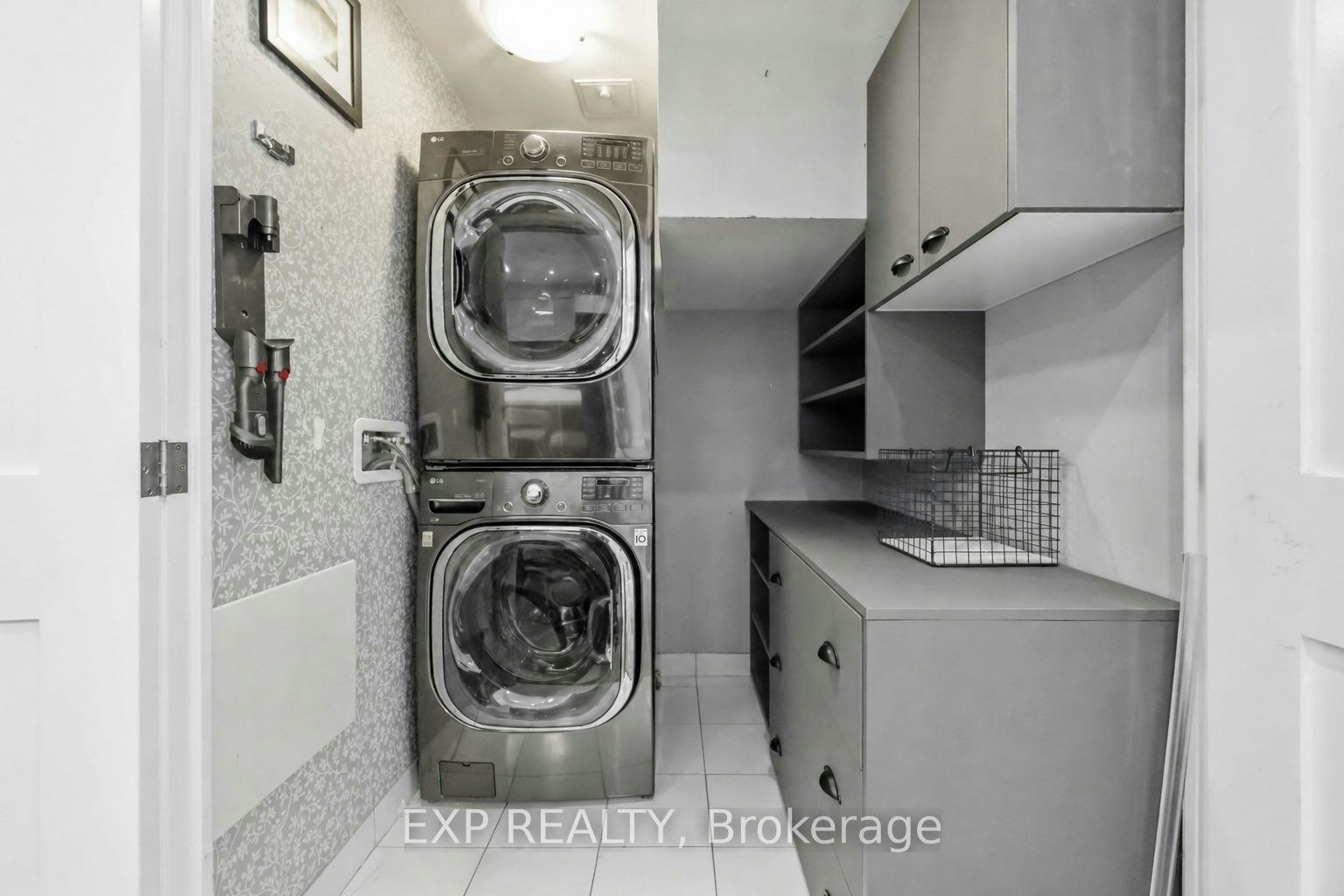 TH106-160 Vanderhoof Avenue, Toronto, ON, M4G 0B7 - 14