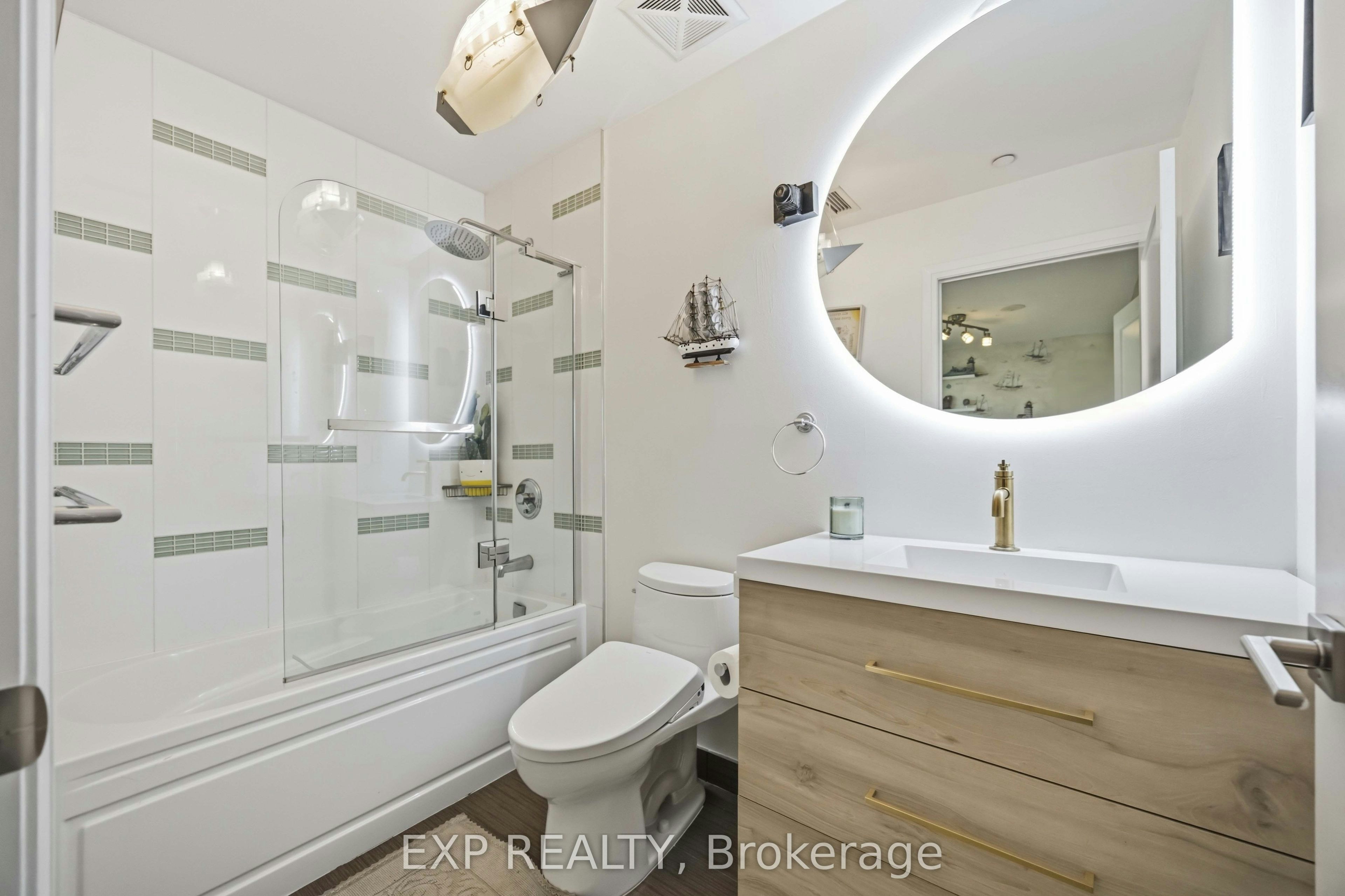 TH106-160 Vanderhoof Avenue, Toronto, ON, M4G 0B7 - 27