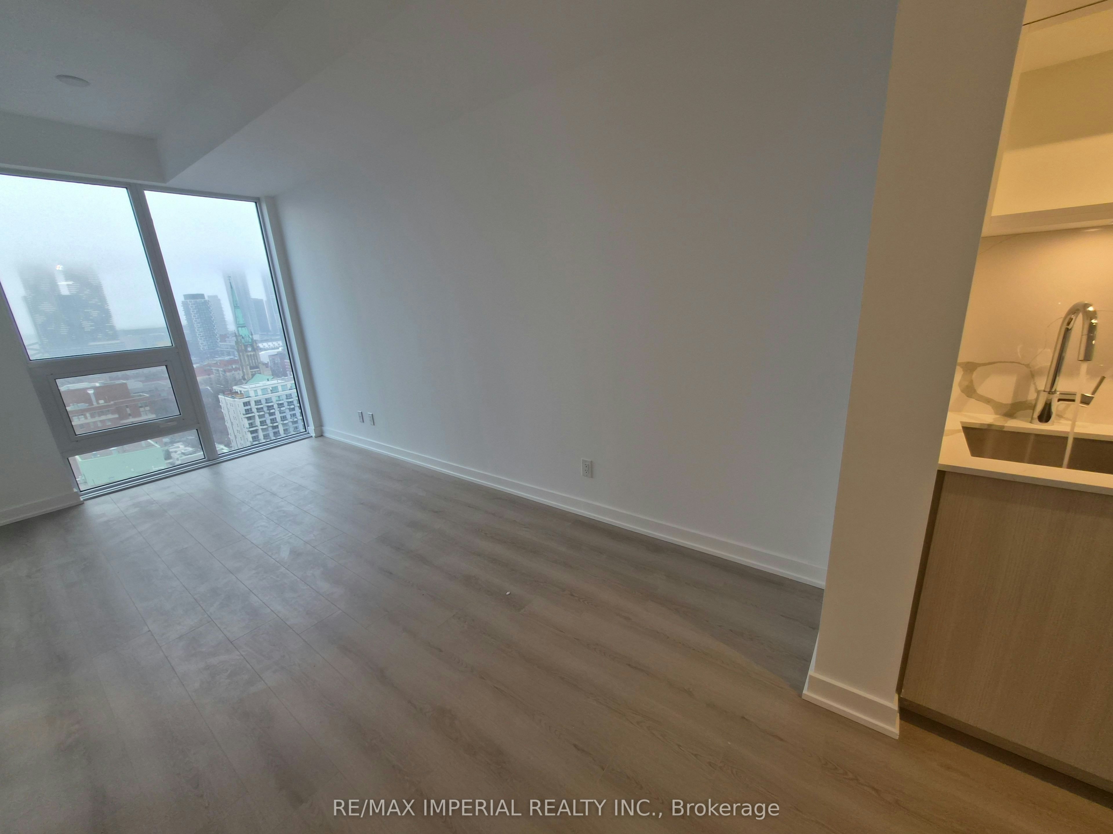 2606-100 Queen Street S, Toronto, ON, M5C 0B5 - 3