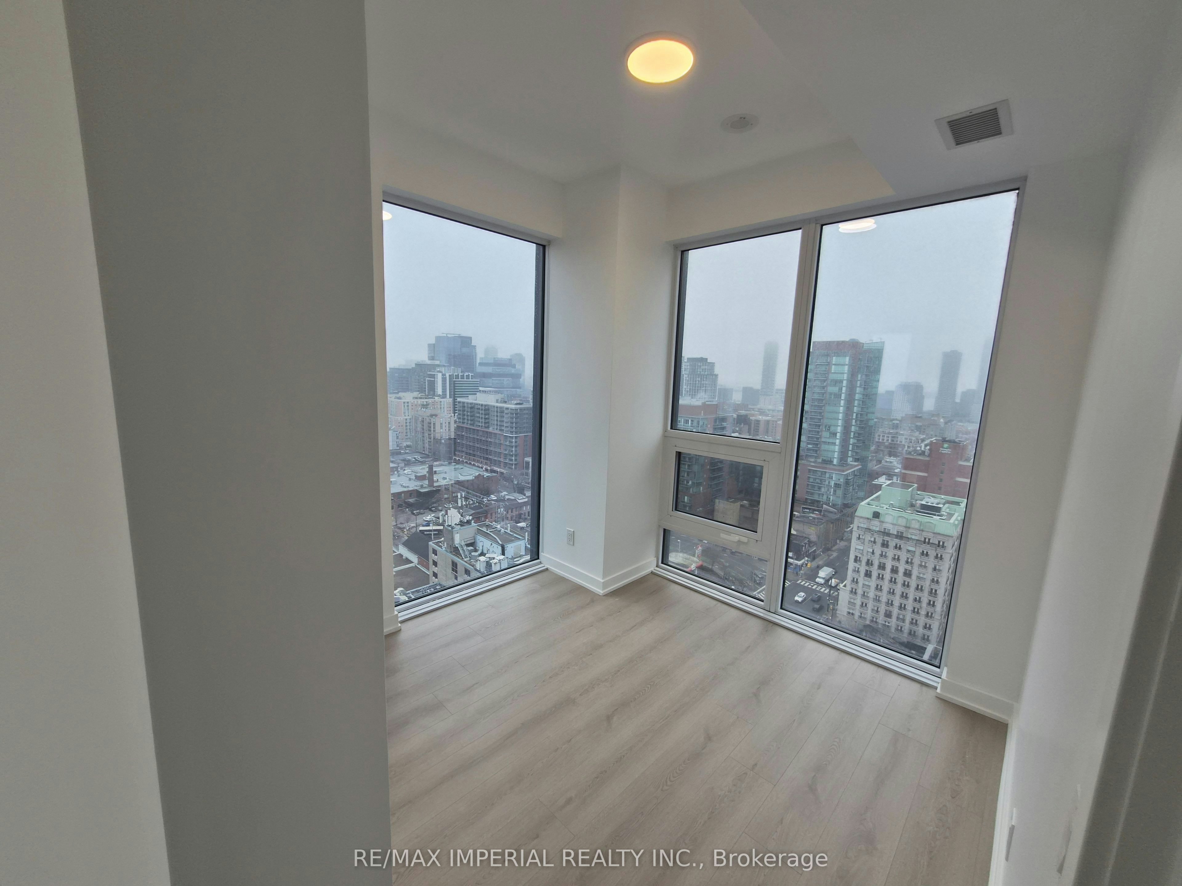 2606-100 Queen Street S, Toronto, ON, M5C 0B5 - 4