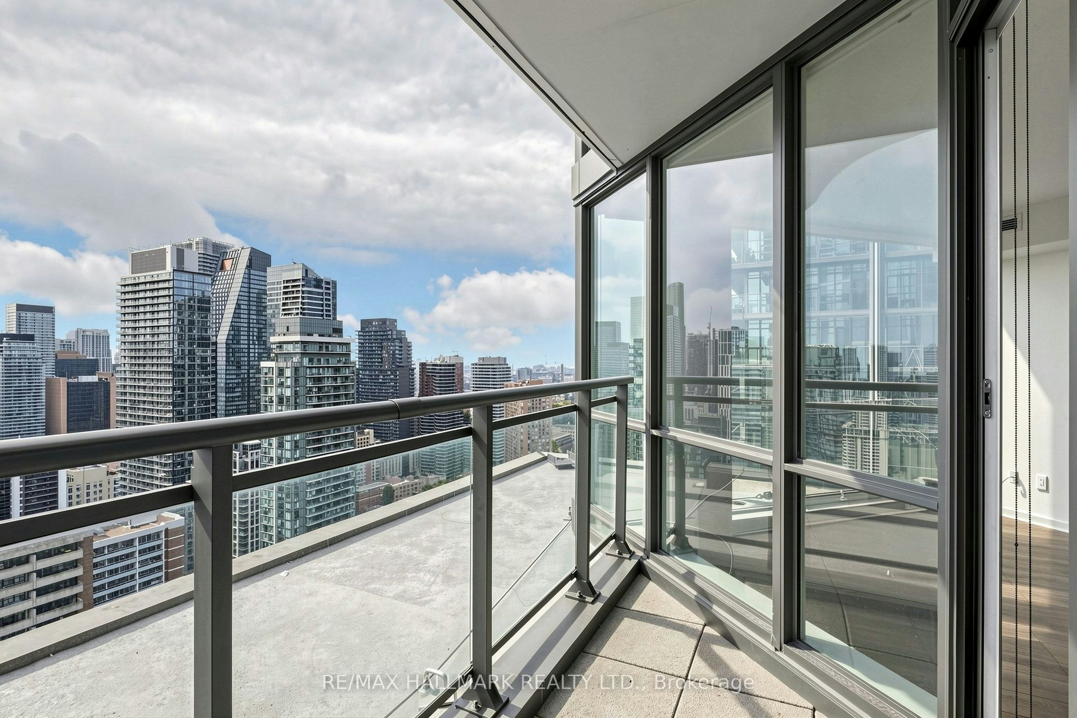 3801-45 Charles Street E, Toronto, ON, M4Y 0B8 - 26