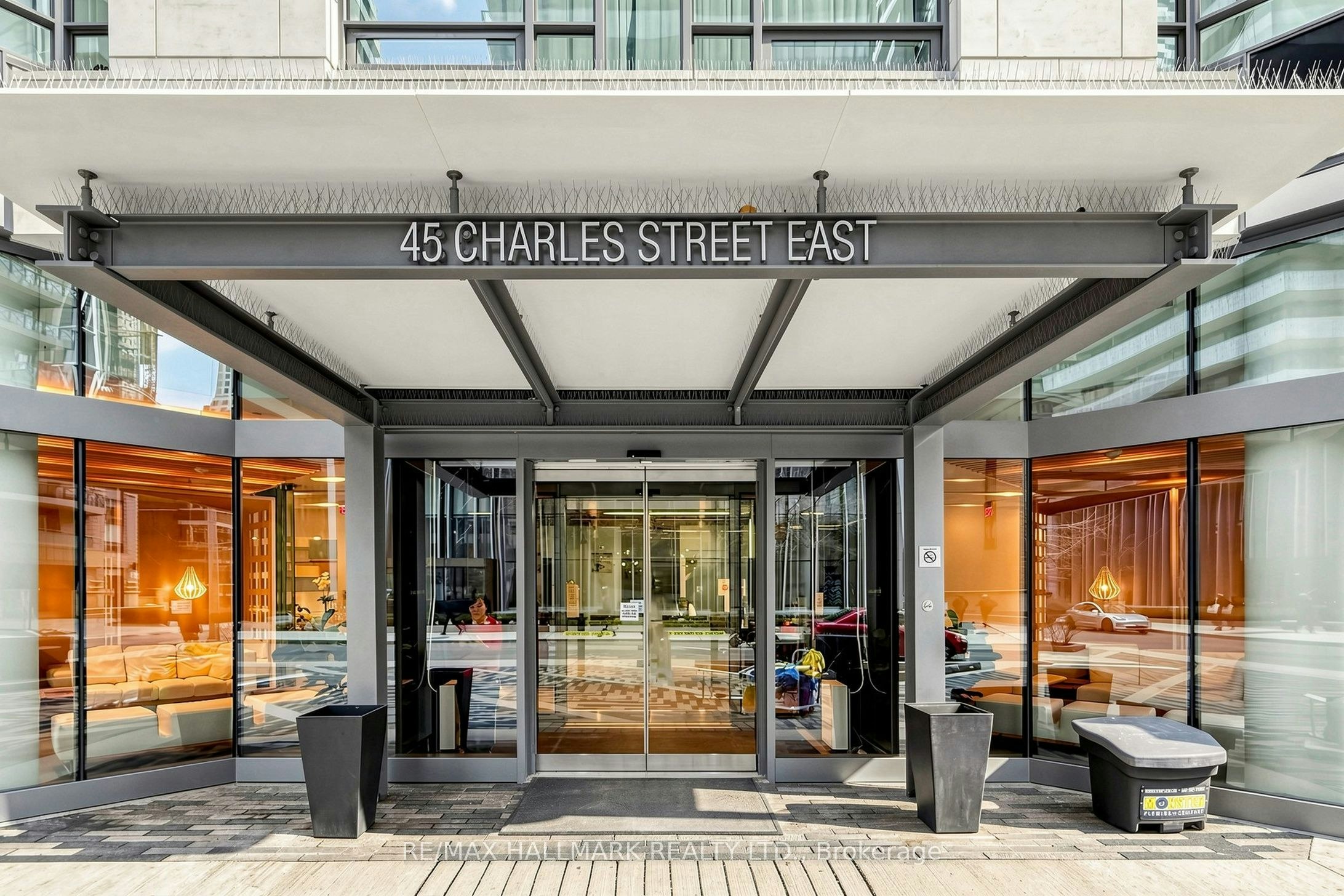3801-45 Charles Street E, Toronto, ON, M4Y 0B8 - 2