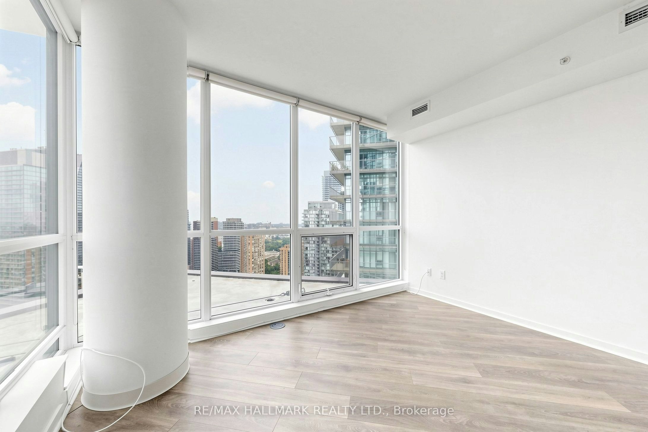 3801-45 Charles Street E, Toronto, ON, M4Y 0B8 - 15