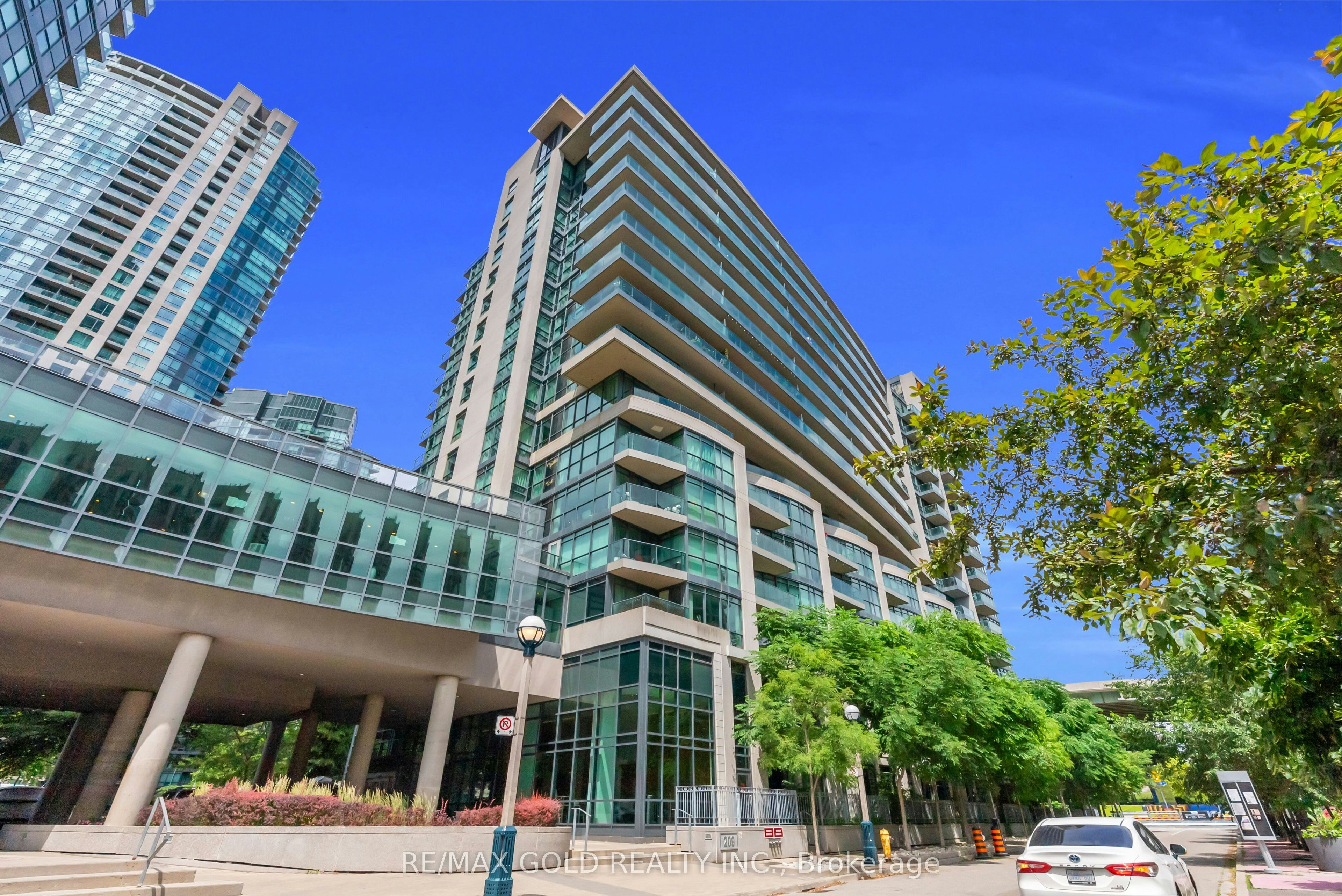 1357-209 Fort York Boulevard, Toronto, ON, M5V 4A1
