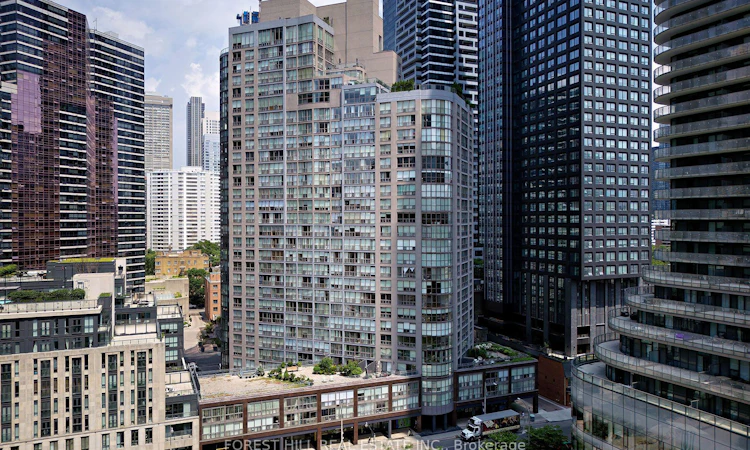 1811-24 Wellesley Street W