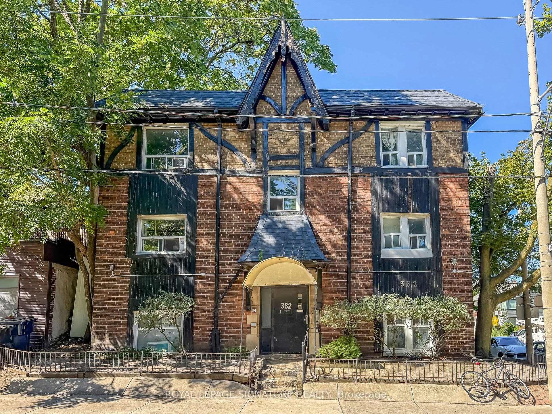 18-382 Dovercourt Road, Toronto, ON, M6J 3E6