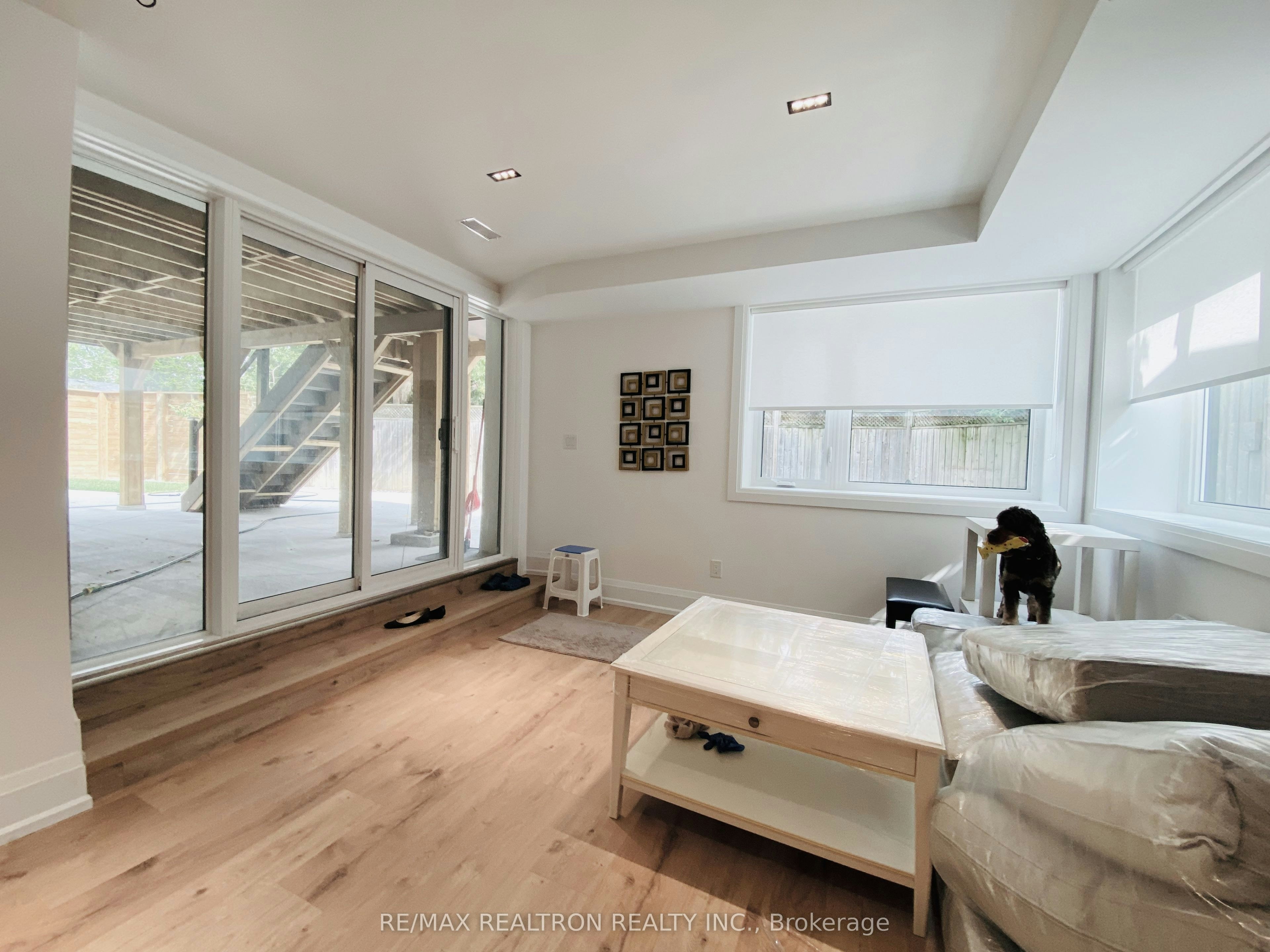 2 North Hills Terrace, Toronto, ON, M3C 1M6 - 26