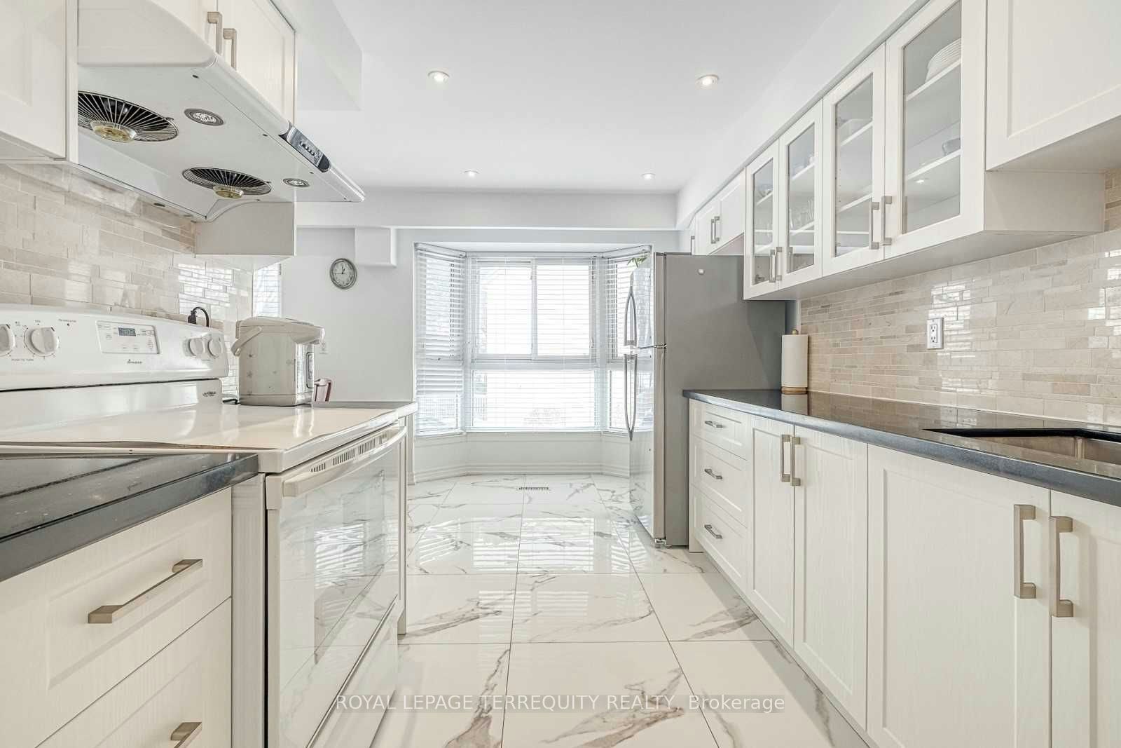 44-26 Nebula Star Way, Toronto, ON, M2J 1M8 - 9