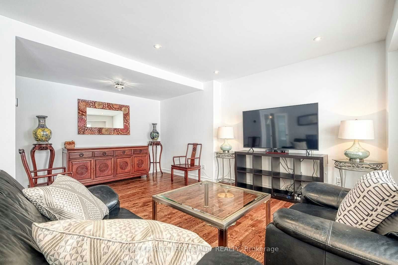 44-26 Nebula Star Way, Toronto, ON, M2J 1M8 - 6