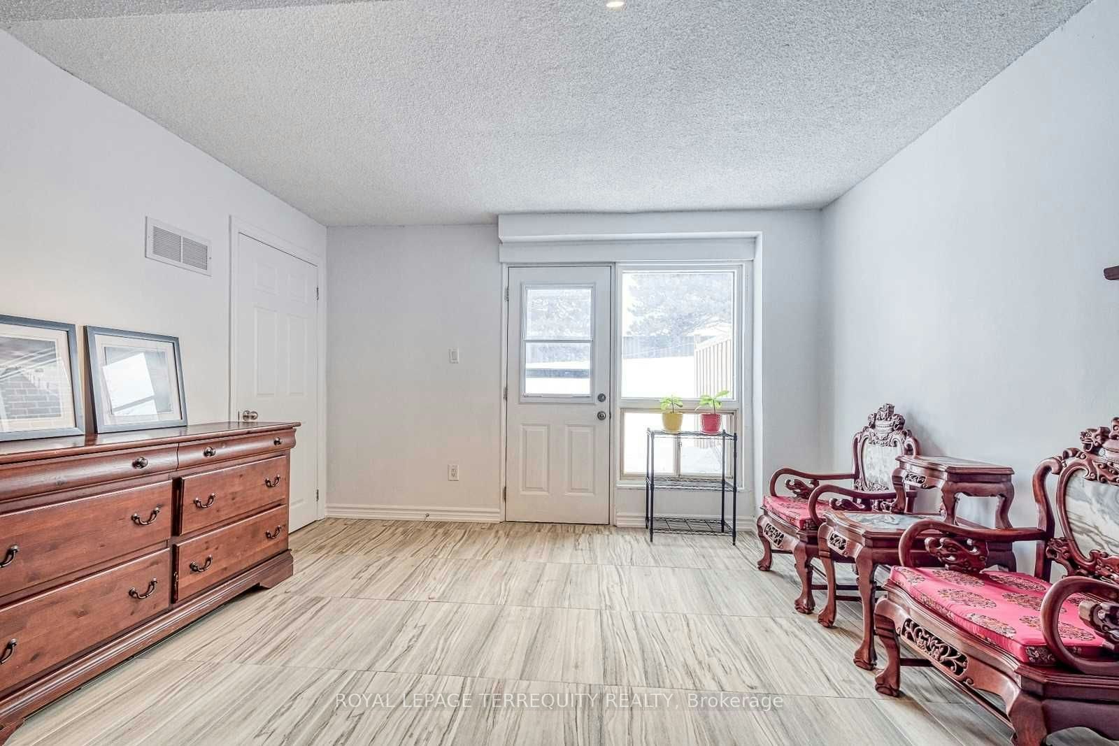 44-26 Nebula Star Way, Toronto, ON, M2J 1M8 - 2