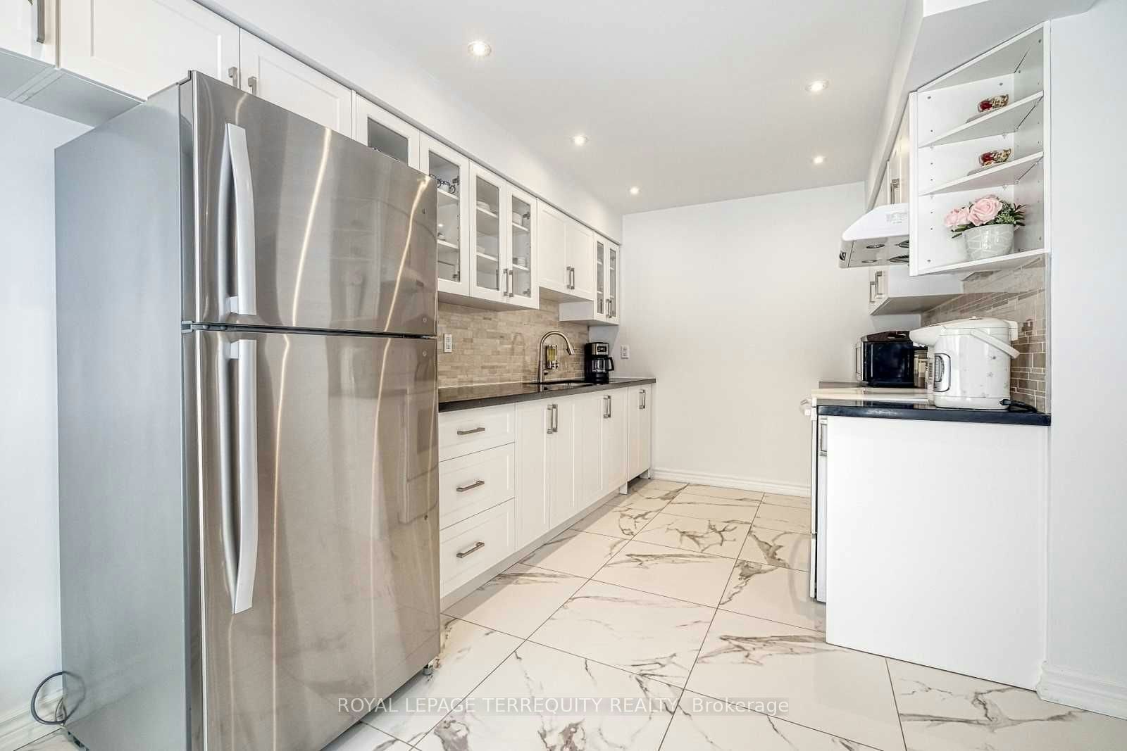 44-26 Nebula Star Way, Toronto, ON, M2J 1M8 - 8