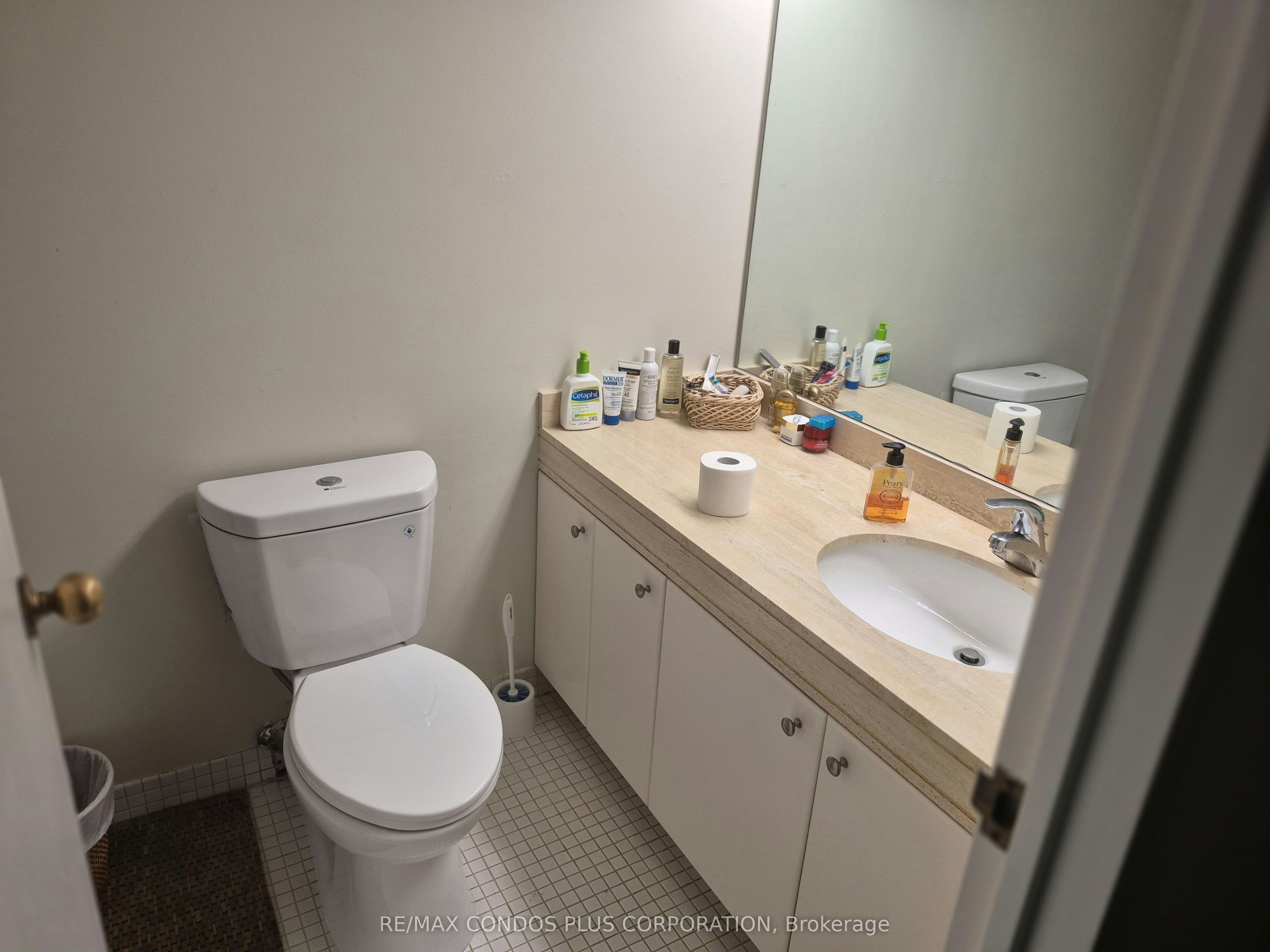 1914-55 Harbour Square, Toronto, ON, M5J 2L1 - 11