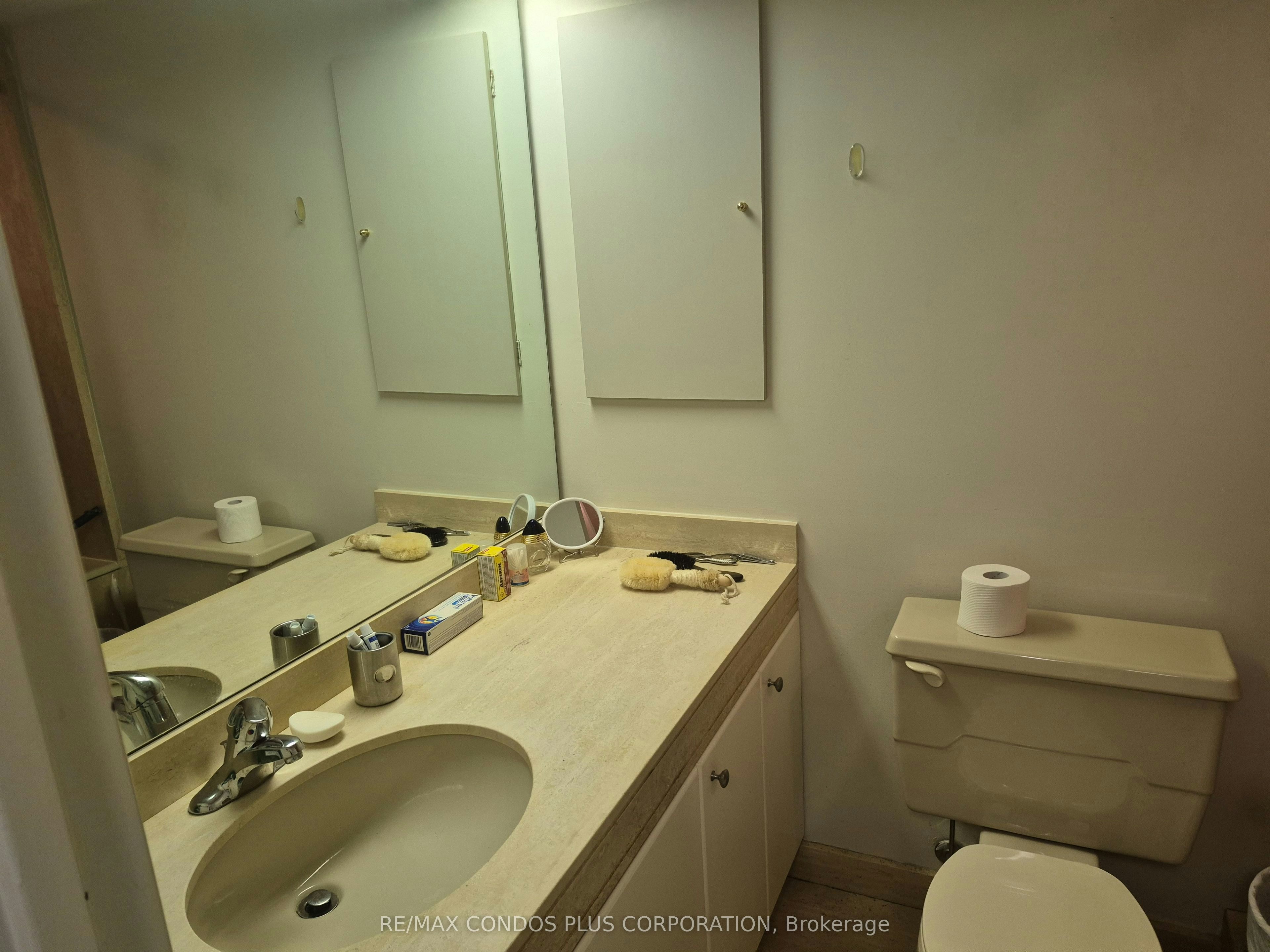 1914-55 Harbour Square, Toronto, ON, M5J 2L1 - 10