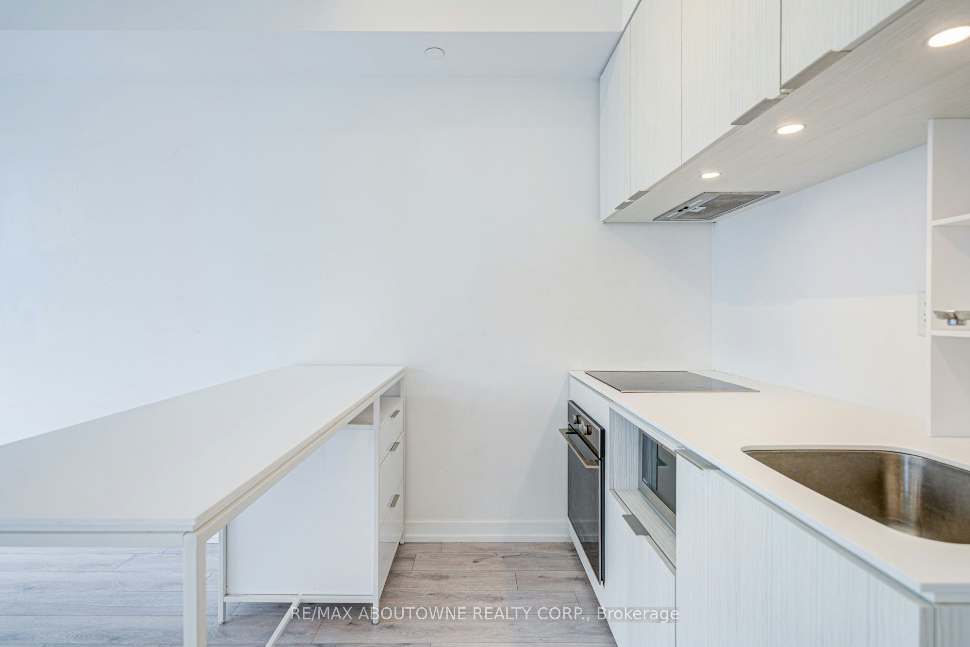 2905-77 Shuter Street, Toronto, ON, M5B 1B2 - 20