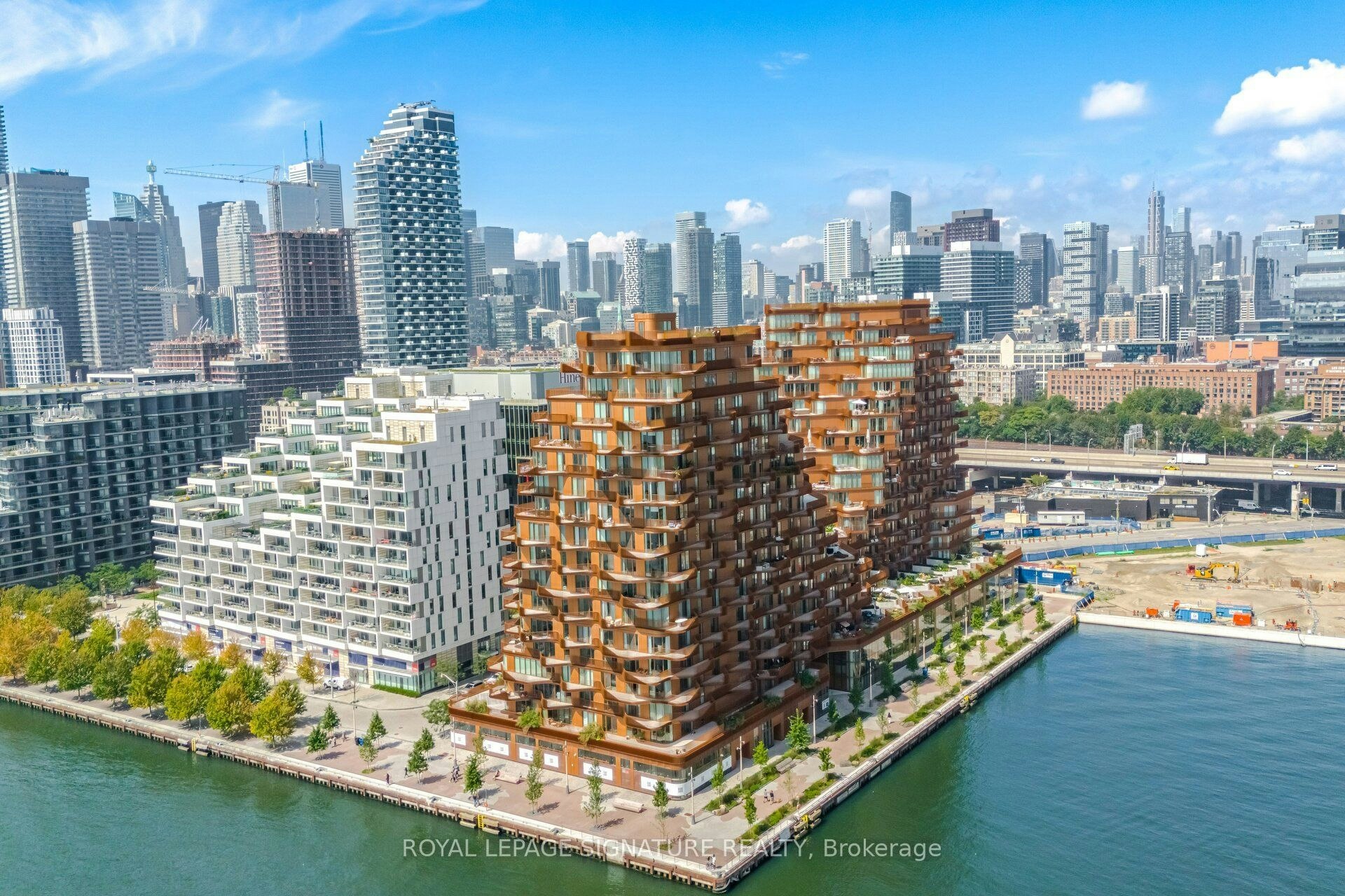 411-155 Merchant's Wharf Street W, Toronto, ON, M5A 0Y4 - 3