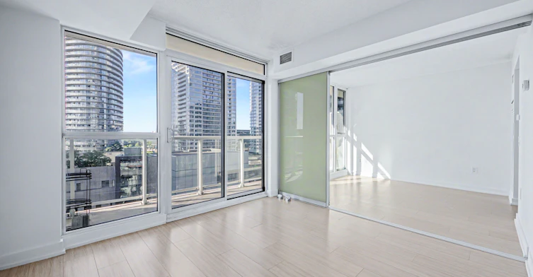 902-85 Queens Wharf Road, Toronto, ON, M5V 0J9 - 7