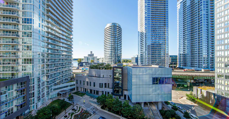 902-85 Queens Wharf Road, Toronto, ON, M5V 0J9 - 19
