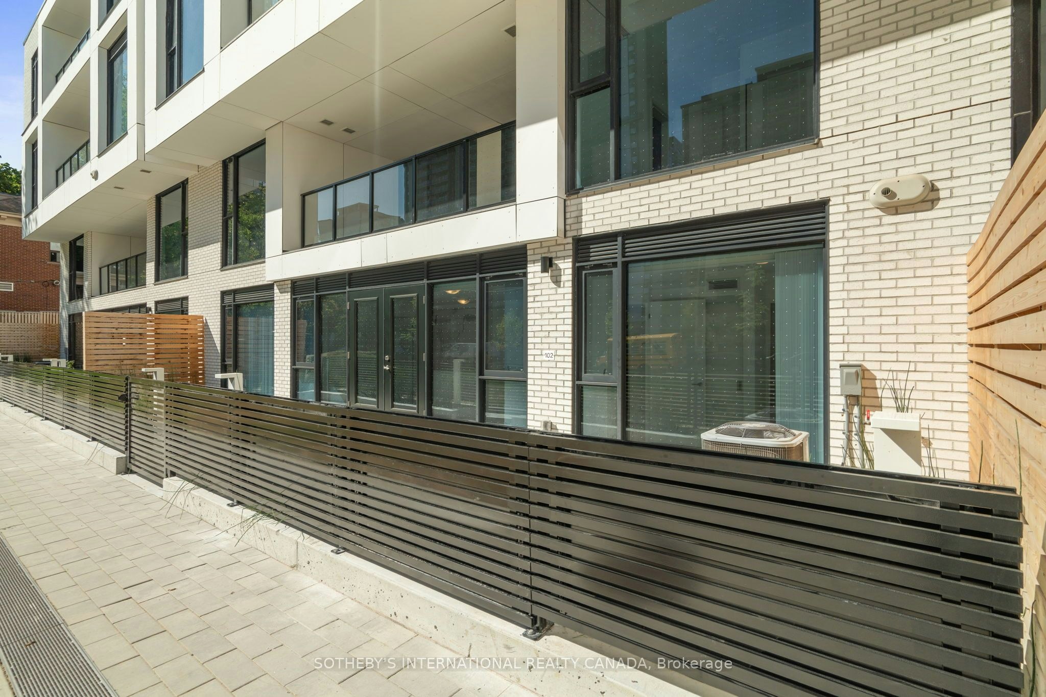 102-200 Keewatin Avenue, Toronto, ON, M4P 0G4 - 32