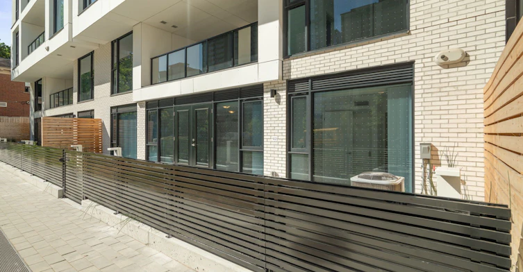 102-200 Keewatin Avenue, Toronto, ON, M4P 0G4 - 32