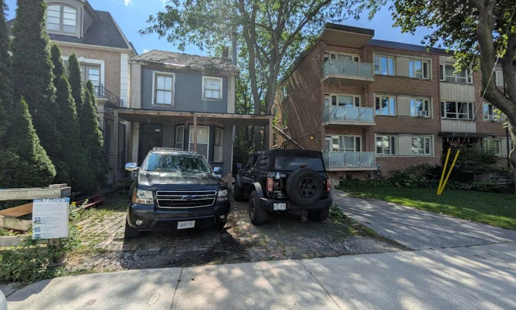 29 Thelma Avenue
