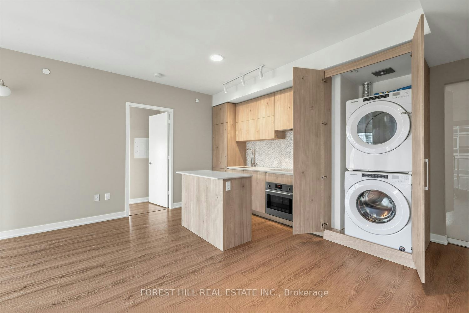 3705-1 Yorkville Avenue, Toronto, ON, M4W 1L1 - 11