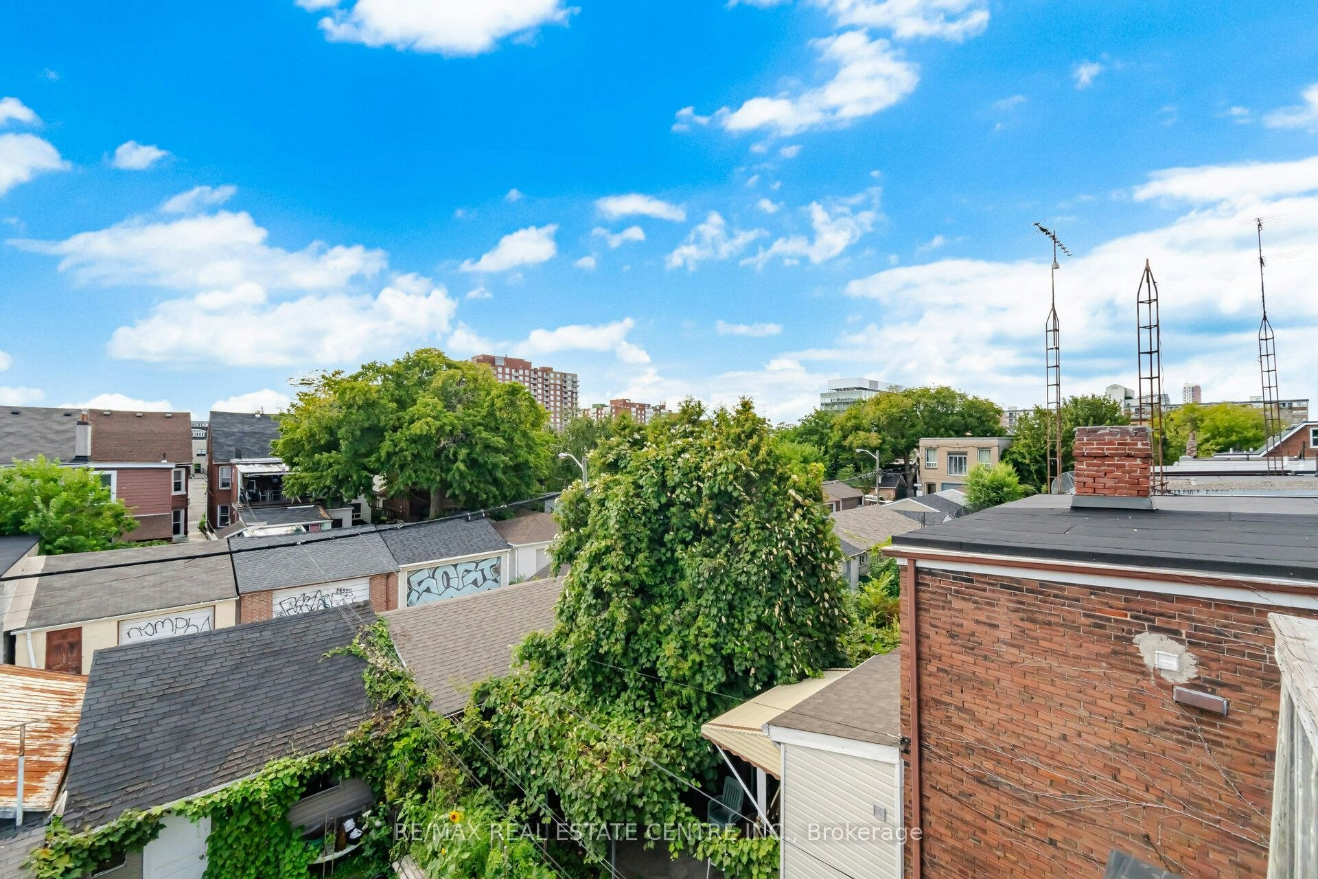 Upper-472 Lansdowne Avenue, Toronto, ON, M6H 3Y3 - 41