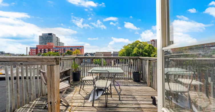 Upper-472 Lansdowne Avenue, Toronto, ON, M6H 3Y3 - 38