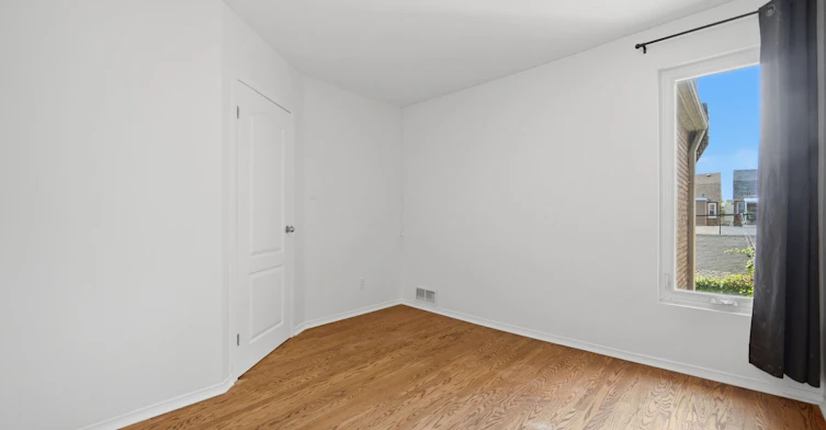 Upper-472 Lansdowne Avenue, Toronto, ON, M6H 3Y3 - 17