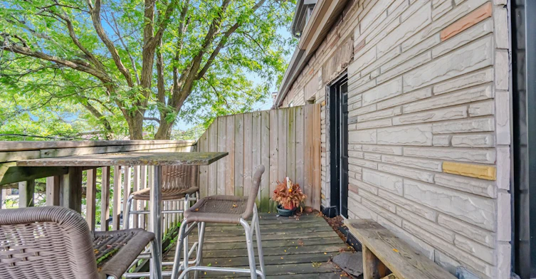 Upper-472 Lansdowne Avenue, Toronto, ON, M6H 3Y3 - 22