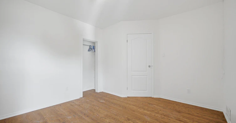 Upper-472 Lansdowne Avenue, Toronto, ON, M6H 3Y3 - 16