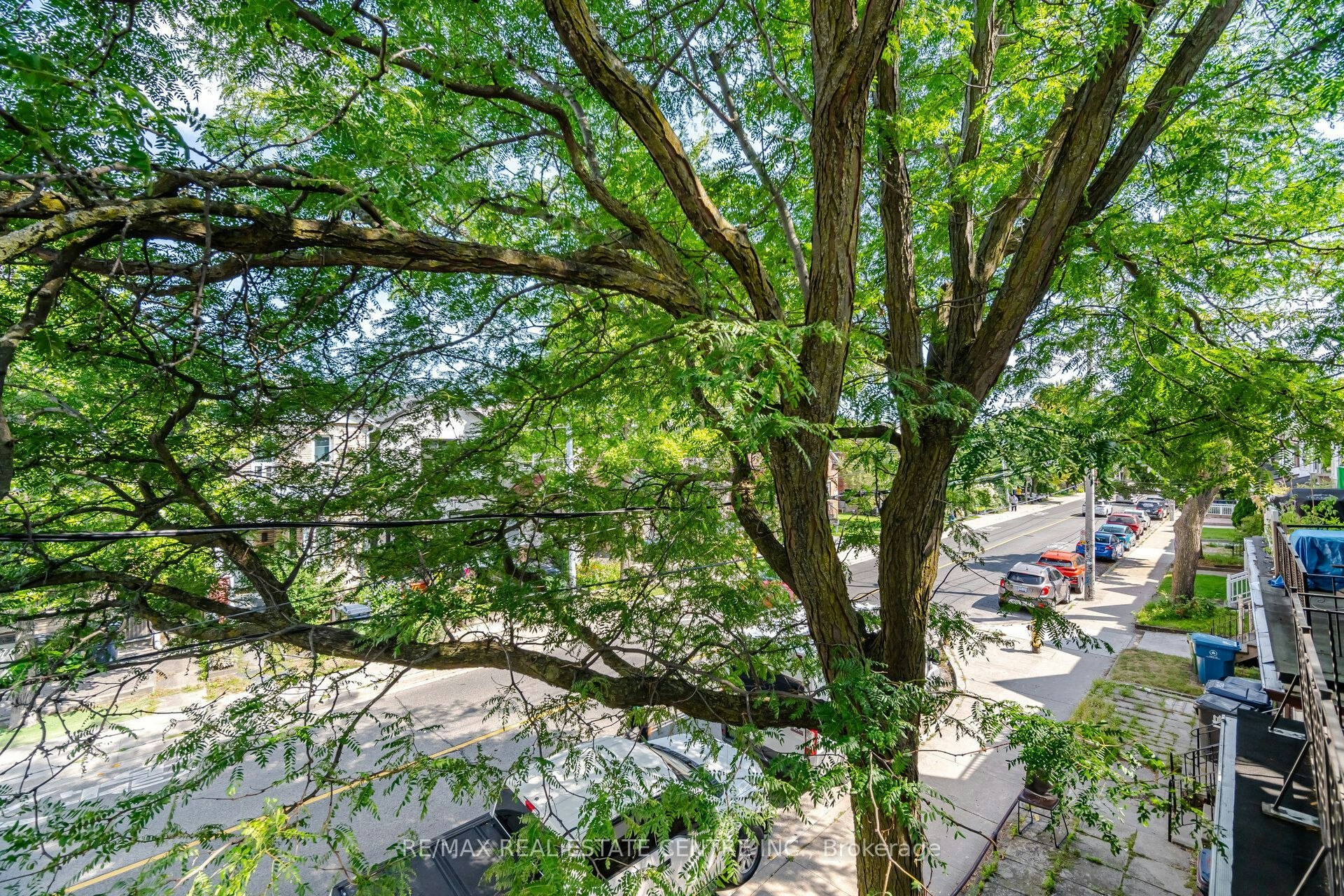 Upper-472 Lansdowne Avenue, Toronto, ON, M6H 3Y3 - 23