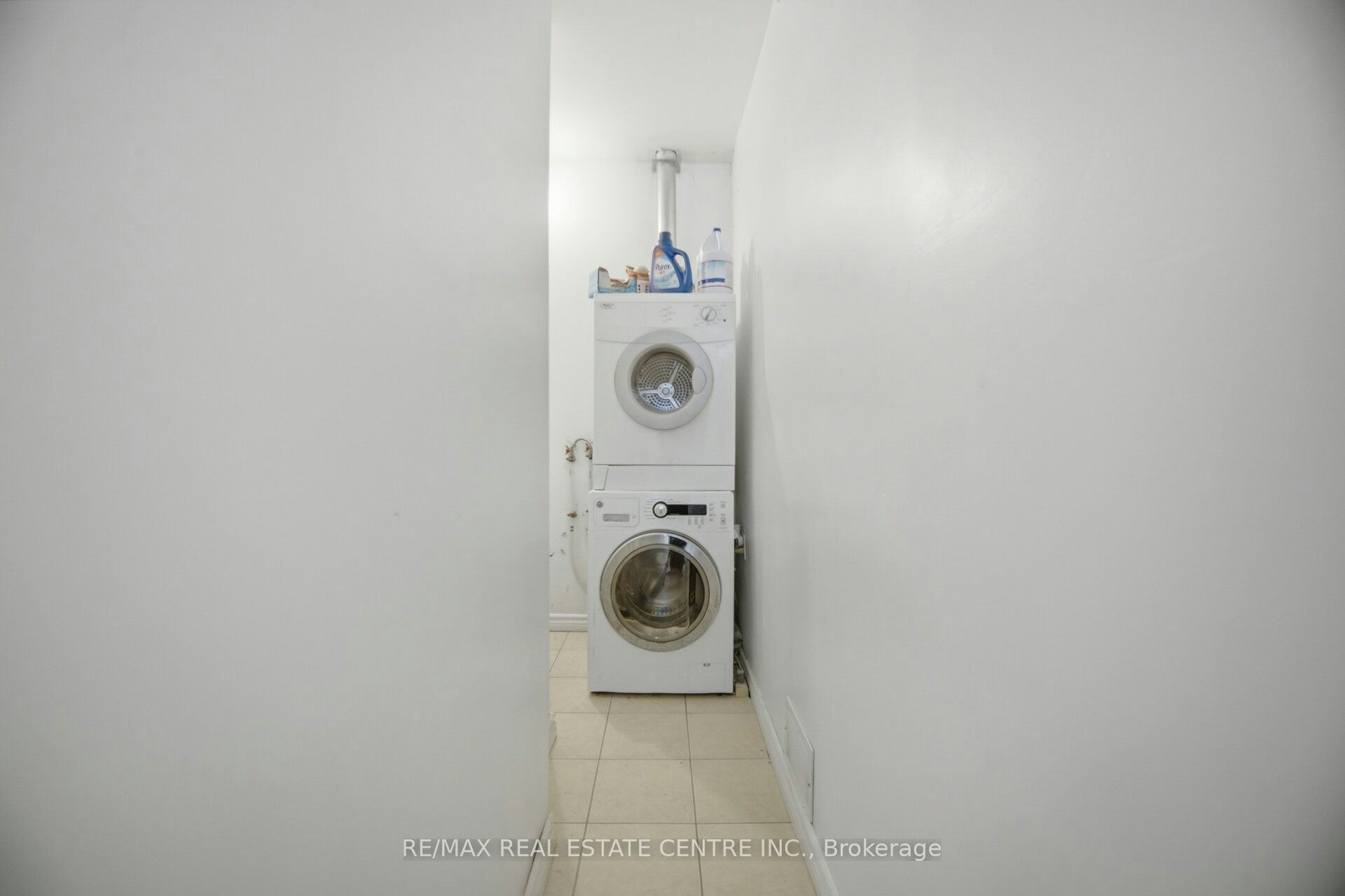 Upper-472 Lansdowne Avenue, Toronto, ON, M6H 3Y3 - 5