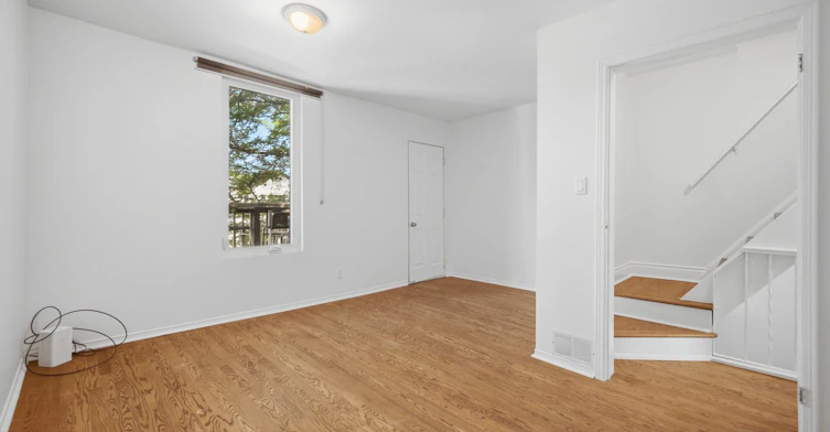 Upper-472 Lansdowne Avenue, Toronto, ON, M6H 3Y3 - 11
