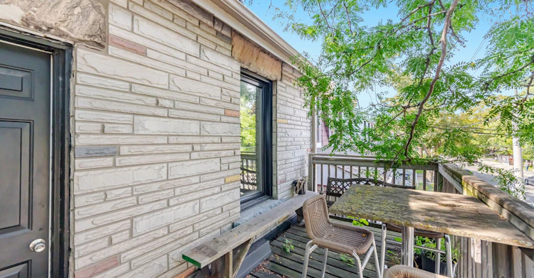 Upper-472 Lansdowne Avenue, Toronto, ON, M6H 3Y3 - 21