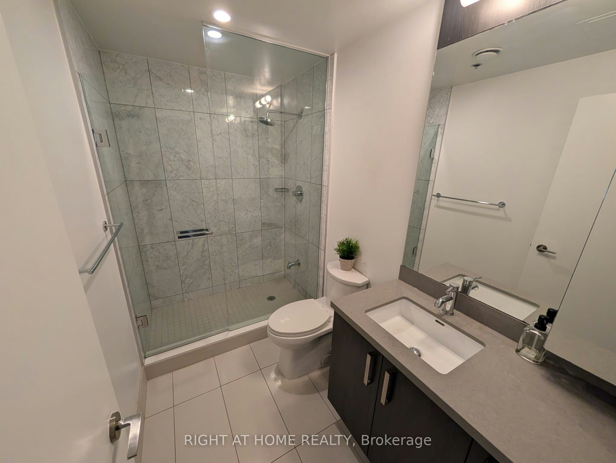 S115-455 Front Street E, Toronto, ON, M5A 0G2 - 12