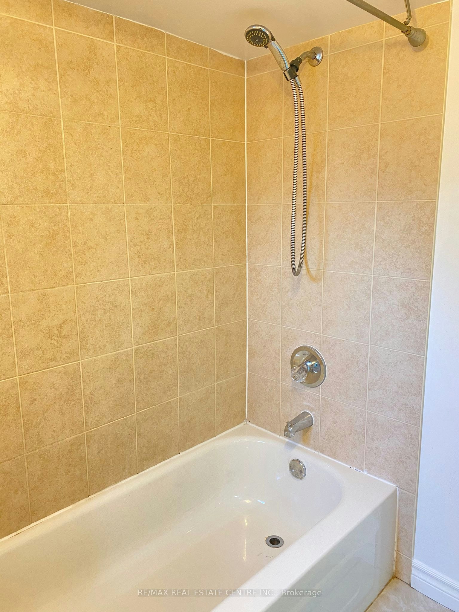 Lower-472 Lansdowne Avenue, Toronto, ON, M6H 3Y3 - 20