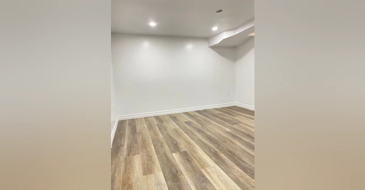 Lower-472 Lansdowne Avenue, Toronto, ON, M6H 3Y3 - 8