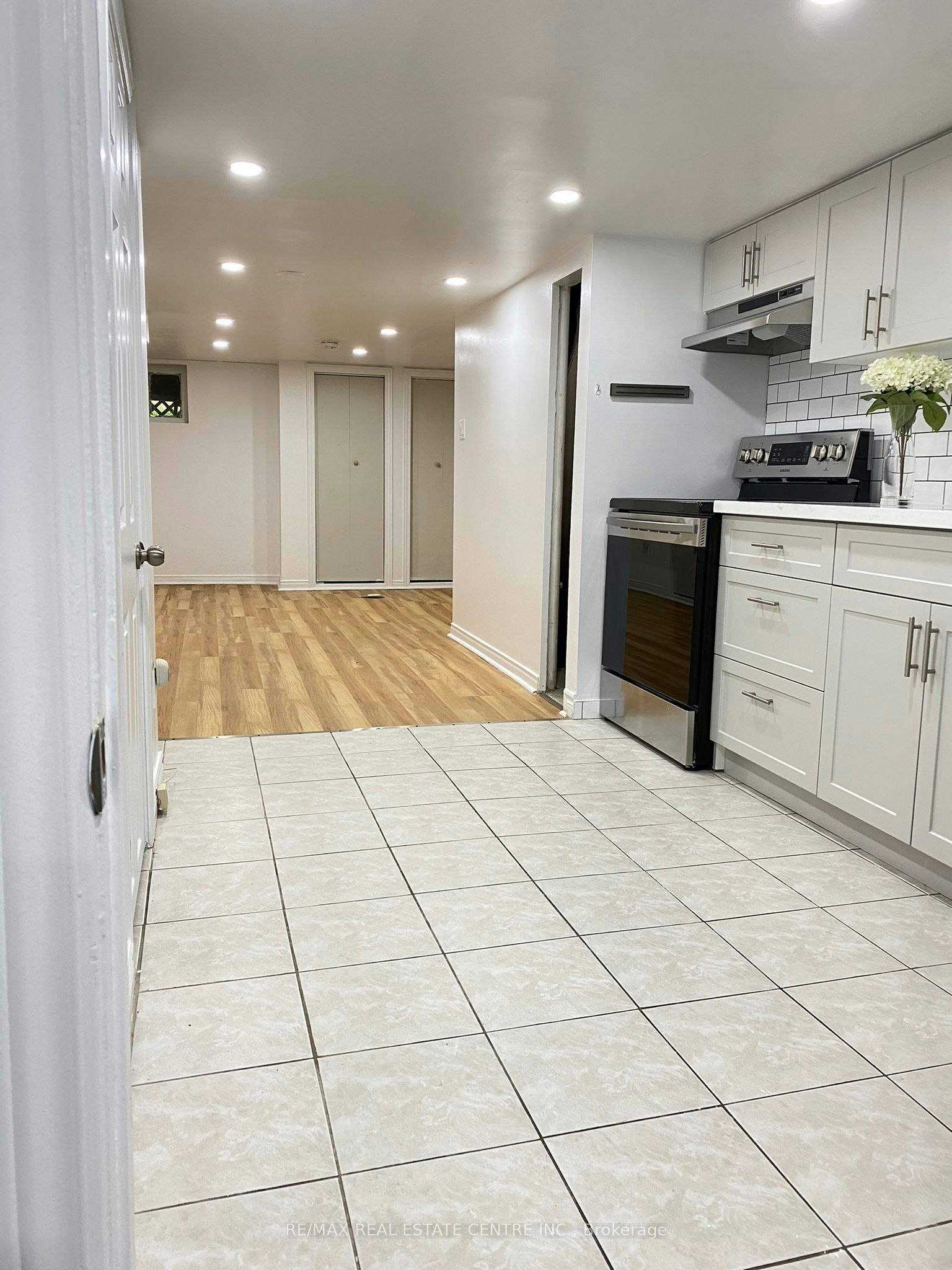Lower-472 Lansdowne Avenue, Toronto, ON, M6H 3Y3 - 10