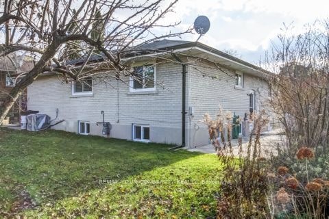 basement 2-10 Tinder Crescent, Toronto, ON, M4A 1L3 - 6